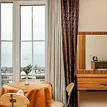Casa Mia Hotel 4*