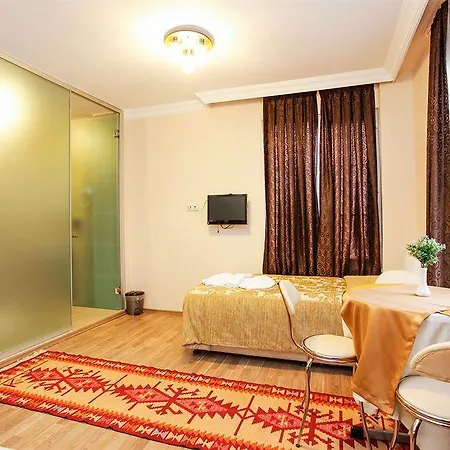 Casa Mia 4*